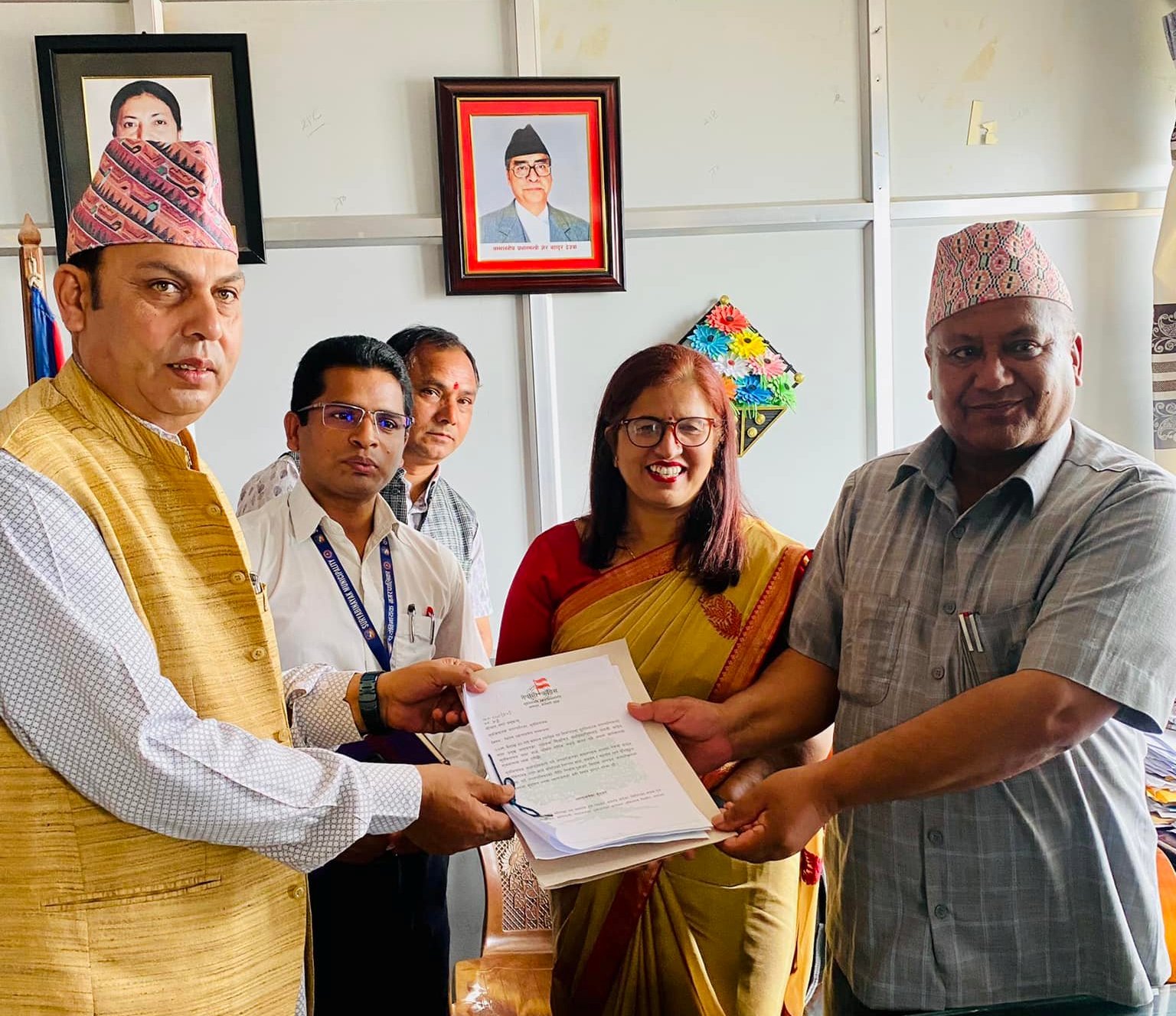 जनप्रतिनिधि शासक नभइ सेवक भएर कार्य गर्न सूर्यविनायक कांग्रेस कार्यसमितिको ध्यानाकर्षण