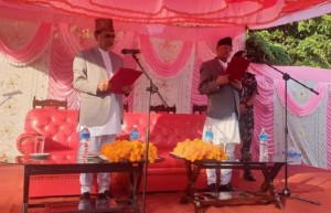 बागमतीका नवनियुक्त मुख्यमन्त्री र मन्त्रीले लिए शपथ