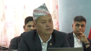 लाइसेन्स नविकरण नहुँदा औषधि थन्किएर बसेका छन्ः कार्यकारी निर्देशक डा.केसी