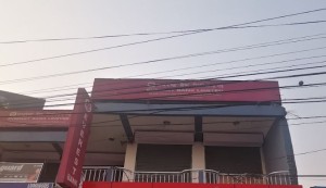 एभरेष्ट बैंक इटहरी शाखाबाट वचतकर्ताको डेढ करोड चोरी, ९ जना पक्राउ