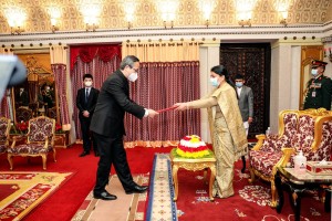 चिनियाँ राजदूत सोङले बुझाए राष्ट्रपति भण्डारीसमक्ष ओहोदाको प्रमाणपत्र