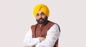 पञ्जावका मुख्यमन्त्री भगवन्त मानले  लिएँ सपथ