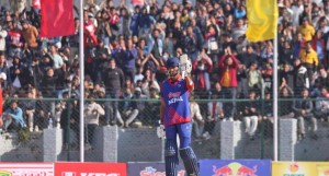 ७६ रन बनाउँदै आउट भए देव खनाल