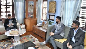 एमाले अध्यक्ष ओलीसँग रवि लामिछानेको भेटवार्ता