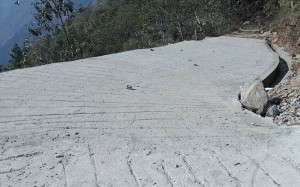 आँबुखैरेनीका तीन सडक धमाधम स्तरोन्नति हुँदै