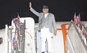 दुबईबाट स्वदेश फर्किए प्रधानमन्त्री प्रचण्ड