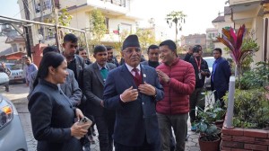 प्रचण्ड राष्ट्रपति निवासमा, प्रधानमन्त्री बनाउनुपर्ने प्रस्ताव सहित बहुमत सदस्यहरुको पत्र दर्ता