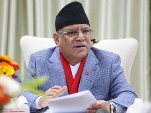 श्रमिकलाई आर्थिक बोझ थपिने निर्णय कार्यान्वयन नगर्न प्रधानमन्त्रीको निर्देशन