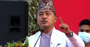 कमल थापालाई राजेन्द्र लिङ्देनले दिए बधाई