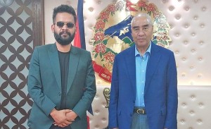 प्रधानमन्त्री देउवा र काठमाडौंका मेयर बालेनबीच भेटवार्ता