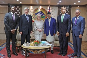 प्रधानमन्त्री देउवा र अमेरिकी सांसदको टोलीबीच भेट