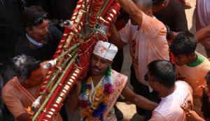 जिब्रो छेडी महाद्वीप बोकेर टोलटोल घुमे २८ वर्षीय सुजन