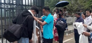 बाढीपछि चीनतर्फ फसेका थप १५५ नेपाली तातोपानी नाका हुँदै स्वदेश फर्किए