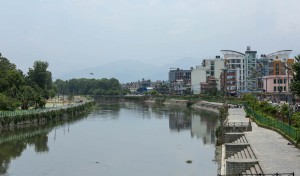 काठमाडौंसहित ११ जिल्लामा आज आकस्मिक बाढीको जोखिम, नदी किनारका बासिन्दालाई उच्च सतर्कता अपनाउन आग्रह