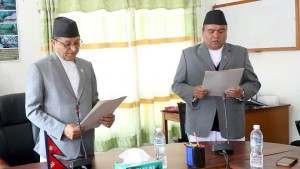 राष्ट्रियसभा सदस्य दशौंदीले लिए सपथ