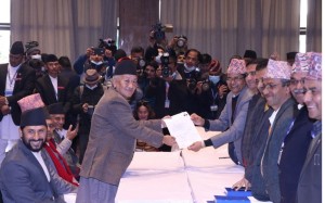 सभामुखका लागि सत्ता गठबन्धनको तर्फबाट घिमिरेको उम्मेदवारी दर्ता