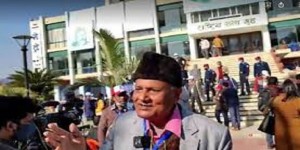 देउवालाई चुनौती दिने कोही पनि छैन : फर्मुल्लाह मन्सुर