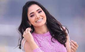 गायिका इन्दिरा जोशीलाई गीत चोरीको आरोप