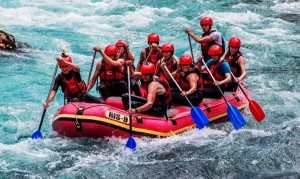 सानीभेरी नदीमा ‘र्‍याफ्टिङ' गर्न सकिने