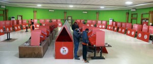 एमाले महाधिवेशन : मतदानस्थलमा तयारी तीव्र, विद्युतीय मेसिनबाट मतदान हुने