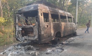 बीमाको पैसा लिने लोभले गाडी जलाए, प्रहरीको फन्दामा परे