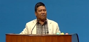 सांसद महतले सभामुखलाई बुझाए ताला चाबी