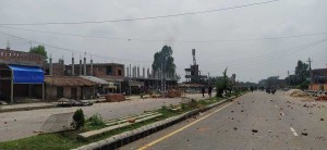 जनकपुरमा प्रहरी र स्थानीयबीच झडप, भोलि रातिसम्म निषेधाज्ञा