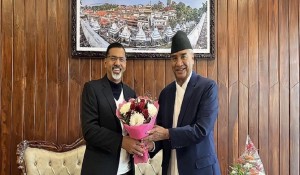 अर्थमन्त्री शर्माले दिए प्रधामन्त्री देउवालाई बधाई 