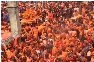 सिन्दुरले रङ्गियो भक्तपुरकाे मध्यपुरथिमि