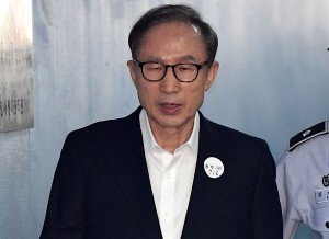 भ्रष्टाचार अभियोगमा जेलमा रहेका दक्षिण कोरियाका पूर्वराष्ट्रपति लीलाई आममाफी