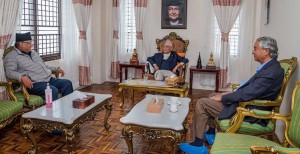 ओलीलाई भेट्न प्रधानमन्त्री प्रचण्ड र कांग्रेस सभापति देउवा बालकोट जादैँ