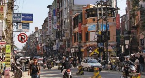 न्युरोड जाने चारपाङ्ग्रे सवारीलाई खुलामञ्चमा पार्किङको व्यवस्था 