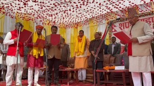 मधेस प्रदेशका मुख्यमन्त्री यादवसहित ३ जना मन्त्रीले लिए शपथ