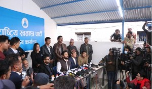 रवि लामिछानेले पूर्व गृहमन्त्रीका हैसियतमा कुनै सुरक्षा नलिने