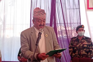 प्रदेश १ का  नवनियुक्त मुख्यमन्त्री राईले लिए शपथ