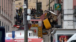 पोर्चुगलमा रेल दुर्घटना, कम्तीमा १५ जनाको मृत्यु