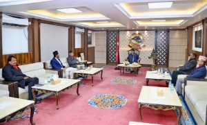 बालुवाटारमा सत्ता साझेदार दलका शीर्ष नेताको बैठक जारी