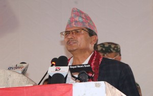 कर्मचारीबीचको विभेदलाई हटाई सबै कर्मचारीहरुमा समानता हुनुपर्छ : मन्त्री कुँवर