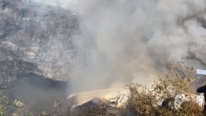 यतीको एटीआर ७२ विमान पोखरामा दुर्घटनाग्रस्त, जहाजमा लागेको आगो निभाउने प्रयास