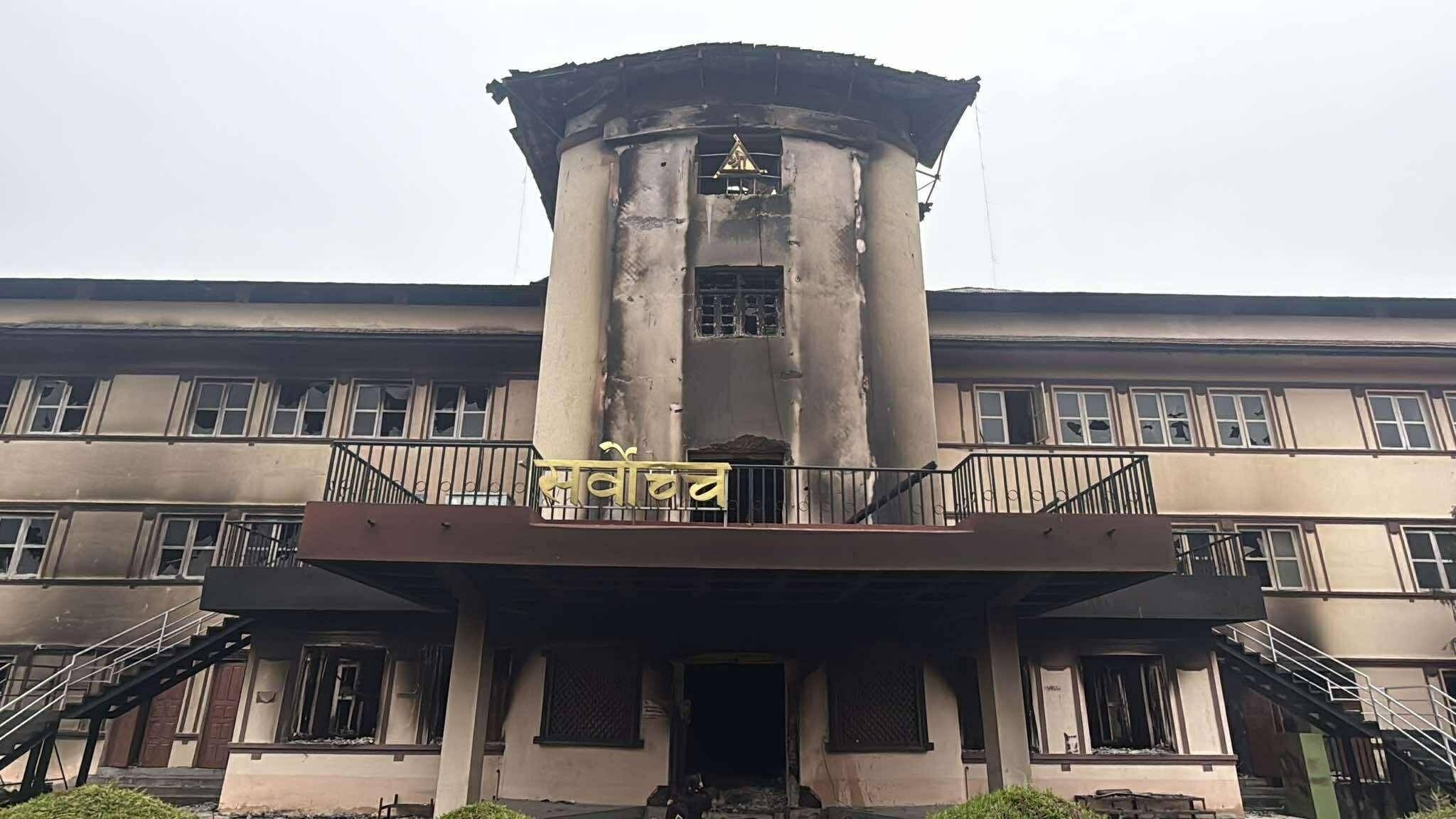 शैक्षिक सत्र सुरु नहुँदै भर्ना नगर्न सर्वोच्चको आदेश