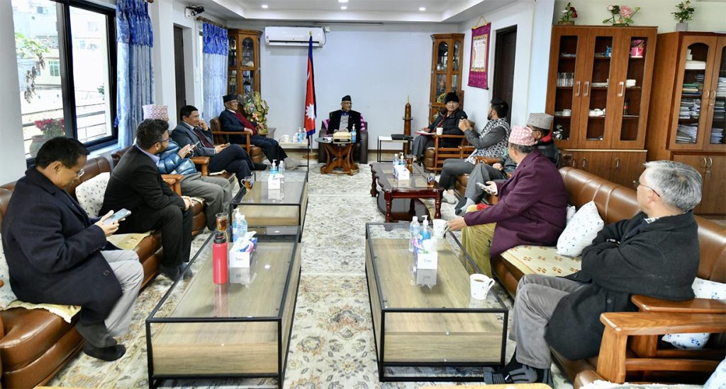 राष्ट्रपति एमालेलाई,सभामुखमा आलोपालो