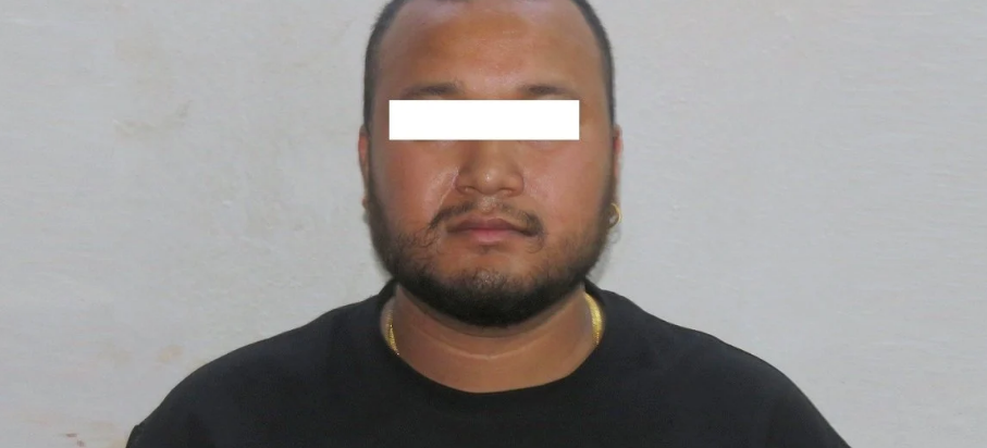 स्रोत नखुलेको रु ९८ लाखसहित दुई जना पक्राउ