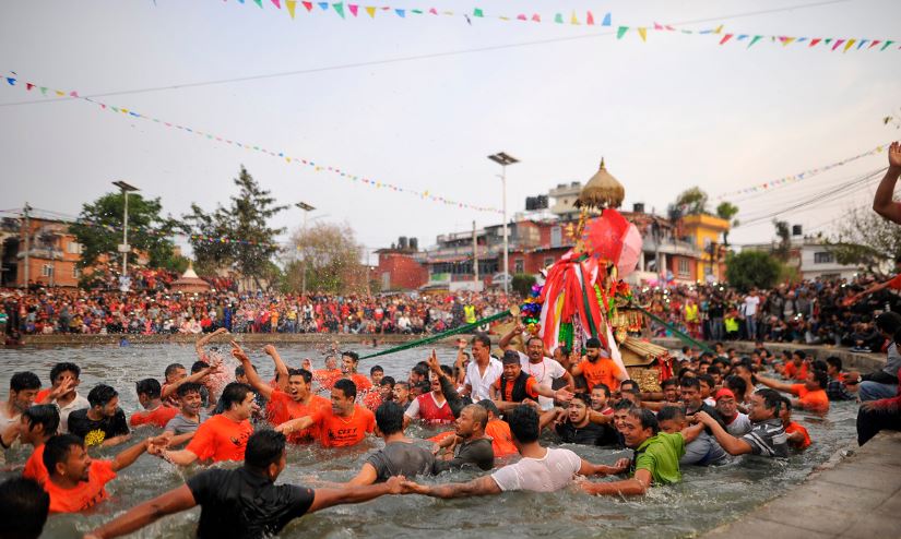 हाँडी गाउँमा आज गहना खोज्ने जात्रा