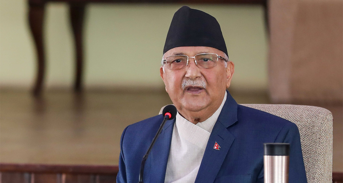 प्रधानमन्त्री देउवासँग लाइभ डिबेटमा आउन तयार छुः अध्यक्ष ओली