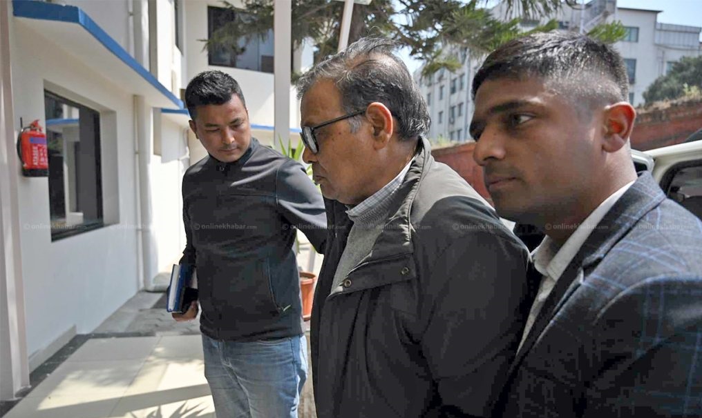 पक्राउ परेका कृष्णबहादुर महरालाई काठमाडौँ ल्याइयो