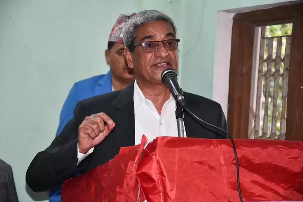 लोकतन्त्रको विकल्प छैनः गृहमन्त्री लेखक