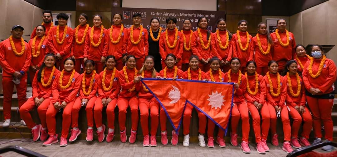 साफ यू–१९ महिला फुटबल च्याम्पियनसिप खेल्न नेपाली टोली आज बंगलादेश प्रस्थान गर्दै