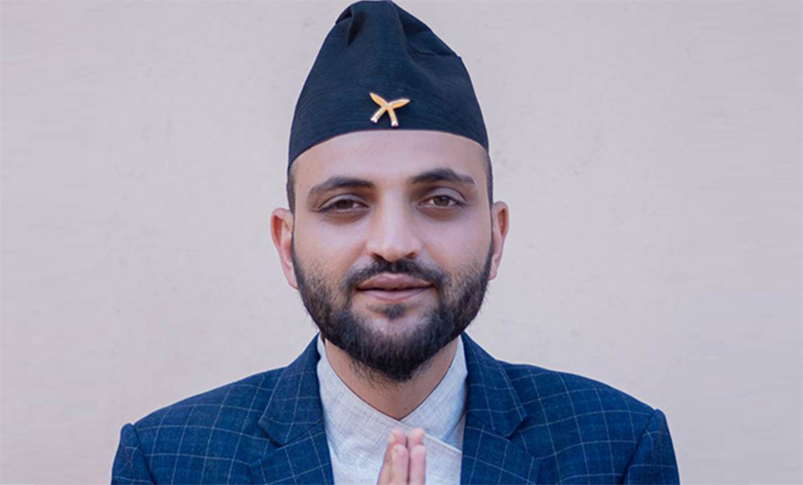 प्रधानमन्त्रीको राजीनामा माग्दै निकोलस भुसालले थाले आमरण अनसन