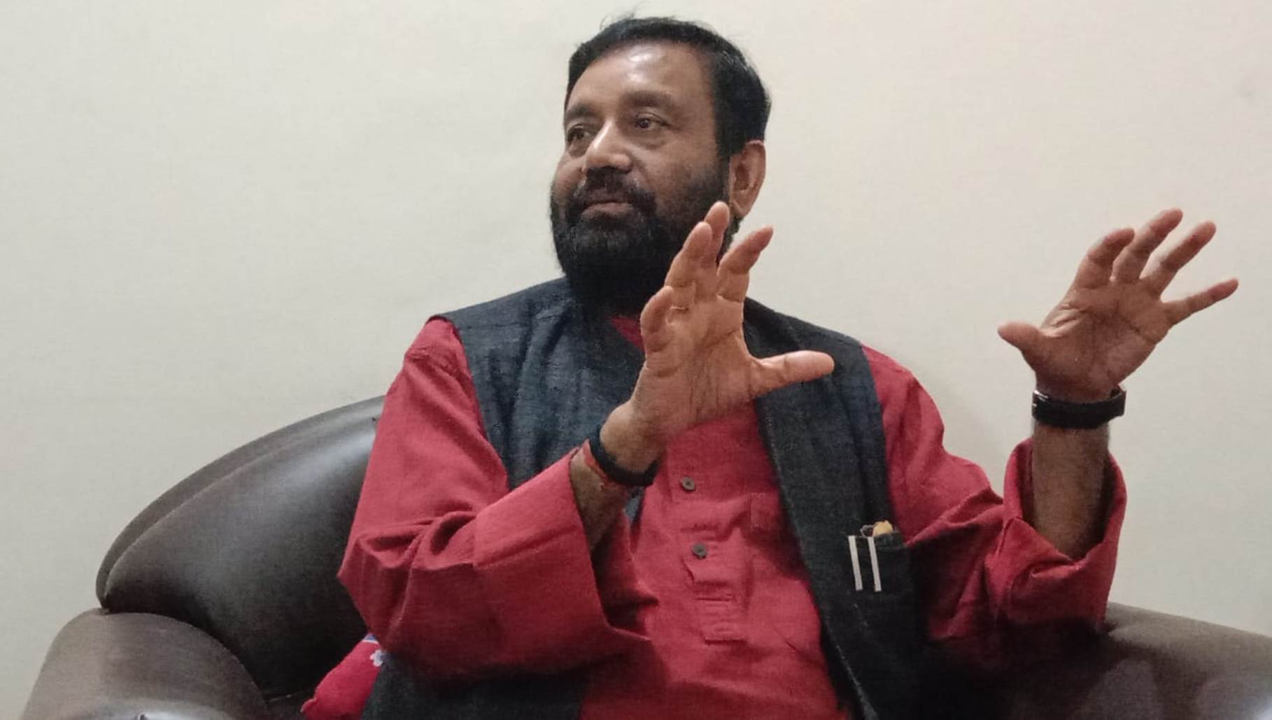 निराशा बढ्यो भनेर सङ्घीय व्यवस्थामाथि दोष थोपार्नु हुँदैन : नेता निधि