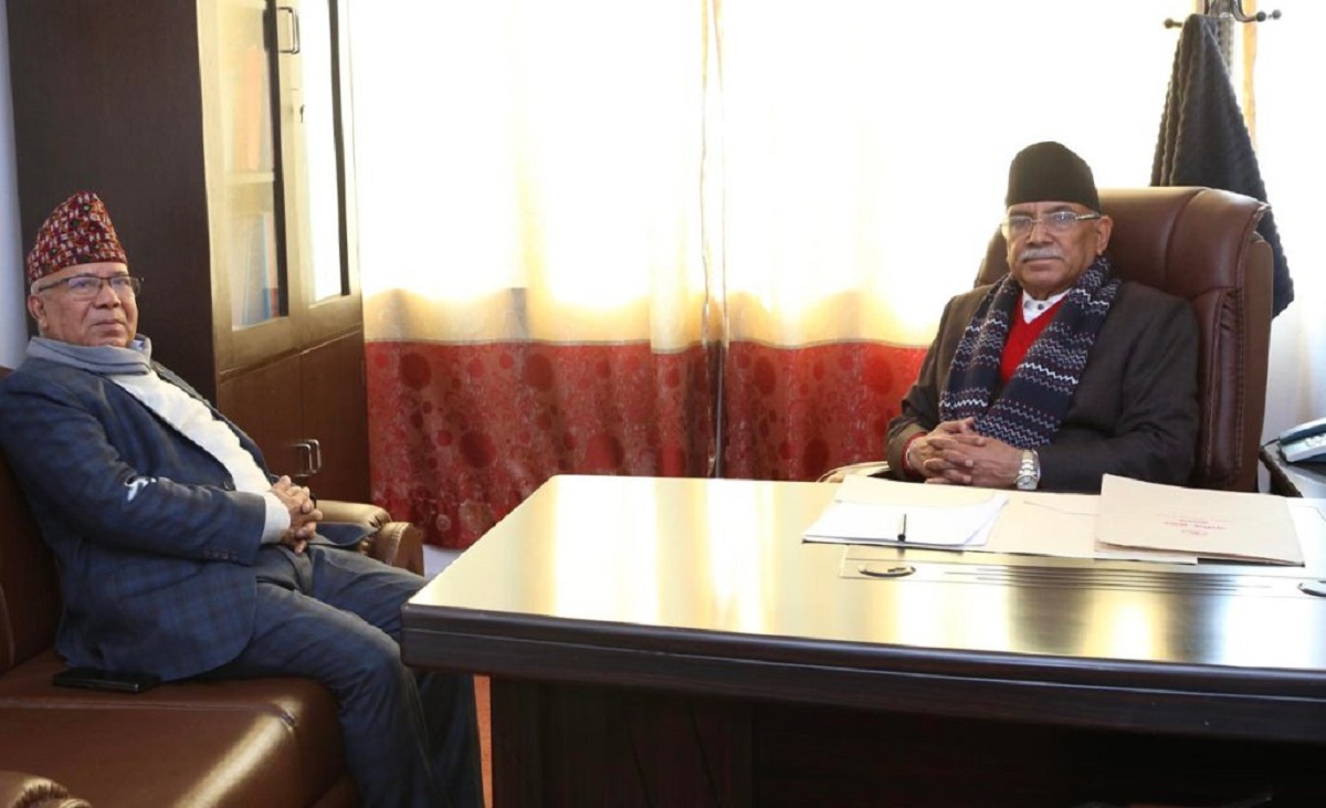 प्रधानमन्त्री प्रचण्ड र नेकपा (एस) का अध्यक्ष नेपालबीच भेटवार्ता